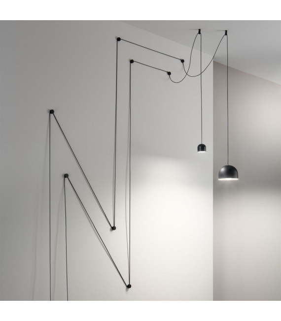 Suspension Tall Métal Noir 1 ampoule 20cm