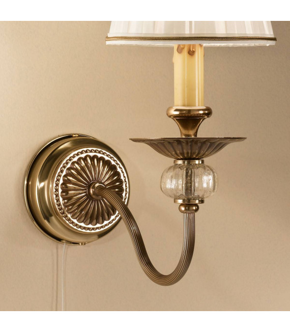 Klassische Wandleuchte ASCOT Antik Messing 1 Glühbirne