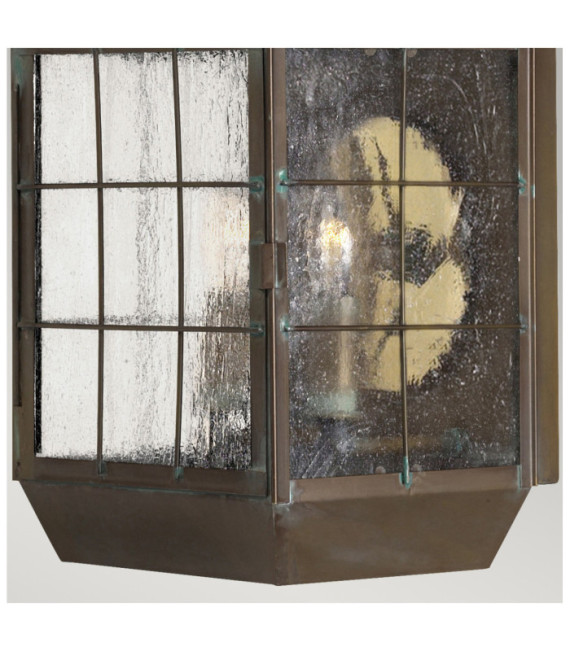 Hinkley outdoor wall light Solid brass, transparent seeded glass Aged brass