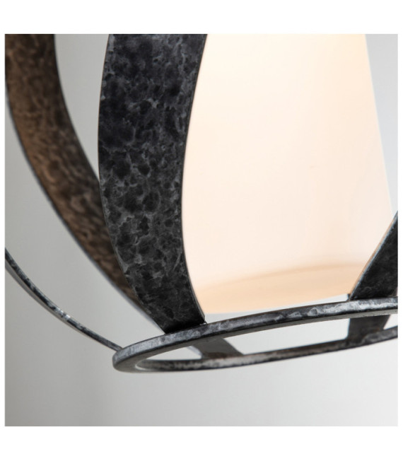 Quoizel Wandleuchte Stahl, Opalmilchglas Old Black