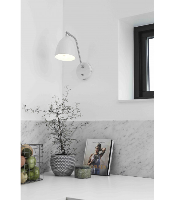 FREDRIKSHAMN weiße Wandleuchte 1 Glühbirne